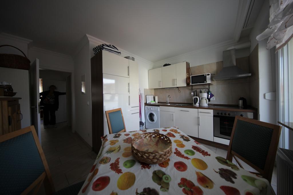 Residenz Am Berg Apartment Лаймен Стая снимка